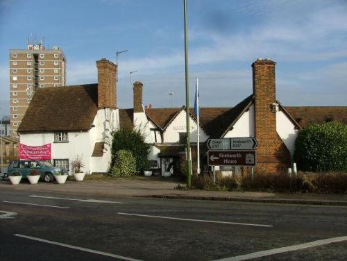 Roebuck Inn Stevenage Exterior foto